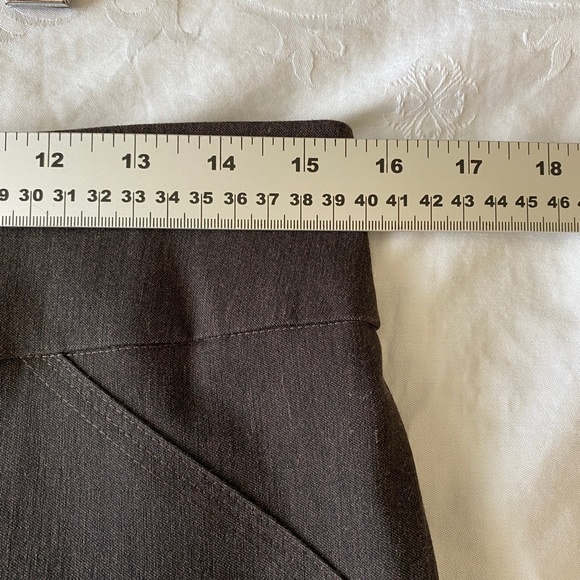 Reitmans Women's Brown Elastic Waist Pull On Capri Dress Pants Size 9 - Picture 7 of 10